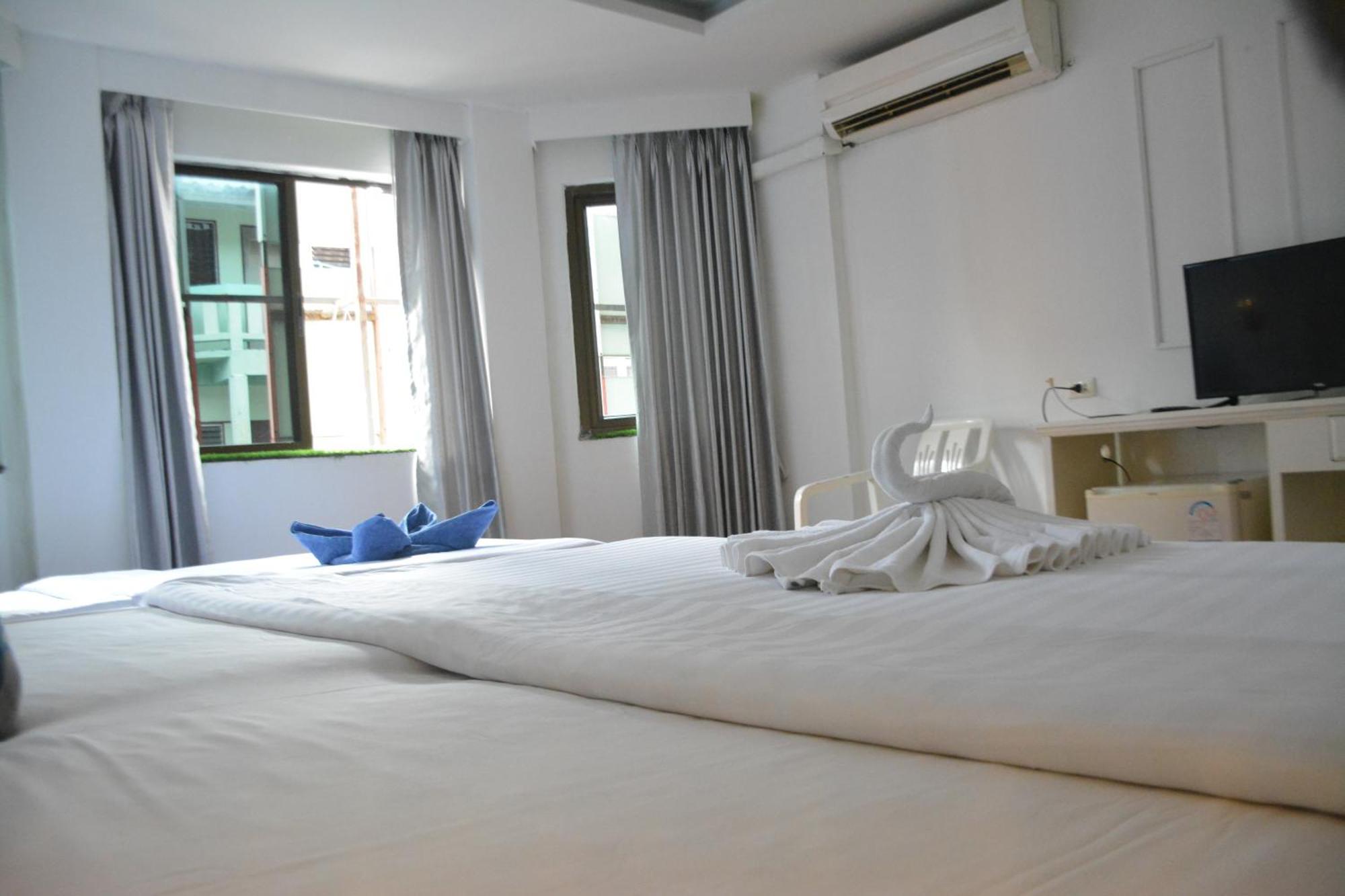 Chilli Salza Patong Hotell Eksteriør bilde